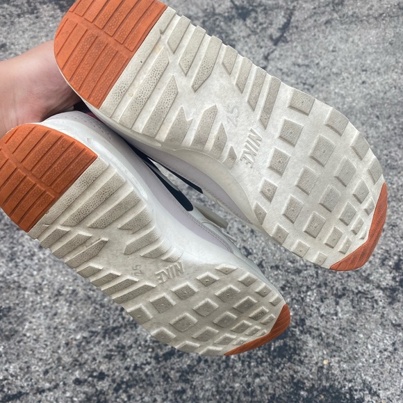 Nike Air Max Sneakers Shoes - Picture 8 of 8